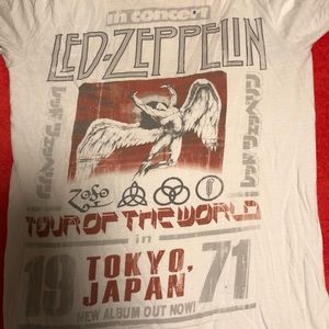 Led Zeppelin t shirt in white.